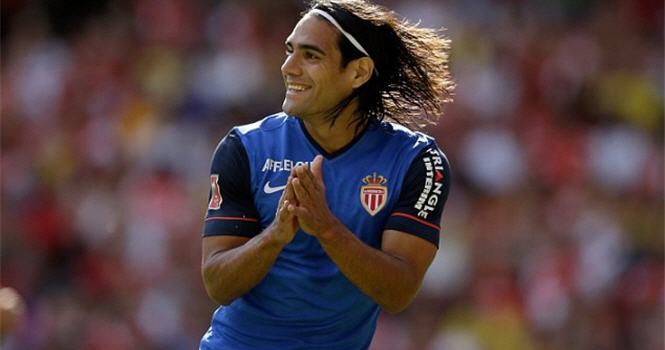 Liverpool tranh giành Falcao với Real và Man City