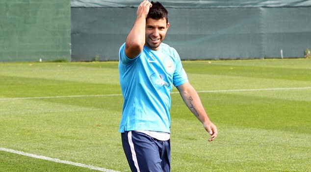 Man City muốn tăng lương cho Aguero
