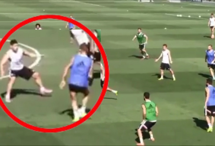 VIDEO: James Rodriguez dễ dàng bị Sergio Ramos xâu kim