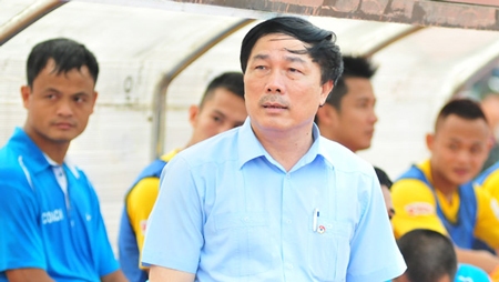 Bầu Đệ ra “tối hậu thư” cho các cầu thủ Thanh Hóa trước vòng cuối V-League 2014