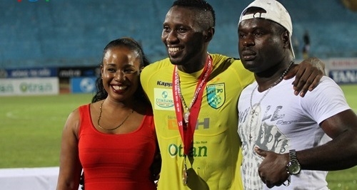 Hoàng Vũ Samson giành danh hiệu Vua phá lưới V-League 2014