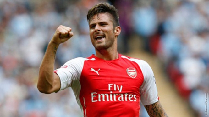 VIDEO: Siêu phẩm làm sững sờ hàng thủ Man City của Oliver Giroud