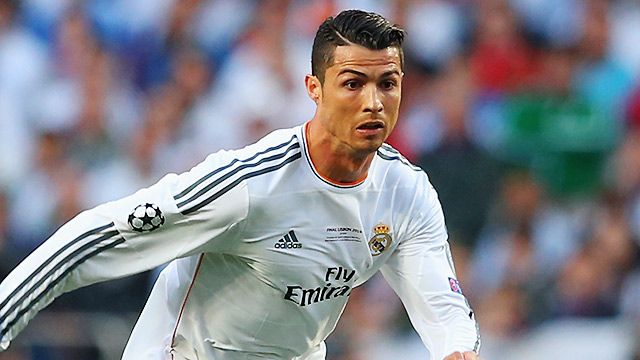Video clip bàn thắng: Fiorentina 2-1 Real Madrid (Giao hữu)