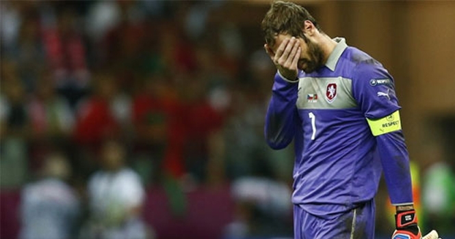 Petr Cech tìm được bến đỗ mới 'chất lượng'?