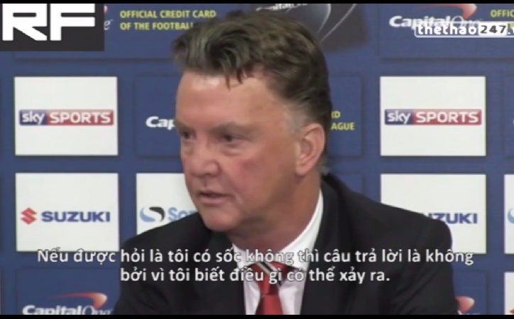 VIDEO: Van Gaal nói gì khi MU thua thảm 0-4 trước MK Dons