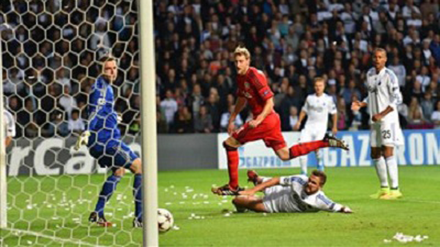 Video bàn thắng: Leverkusen 4-0 Copenhagen (Play-off Cúp C1 2014/15)