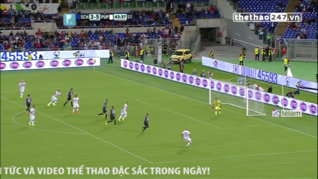VIDEO: Maradona kiến tạo đẳng cấp trong trận đấu của những Huyền thoại bóng đá
