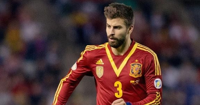 HLV Del Bosque tiết lộ lý do không triệu tập Gerard Pique