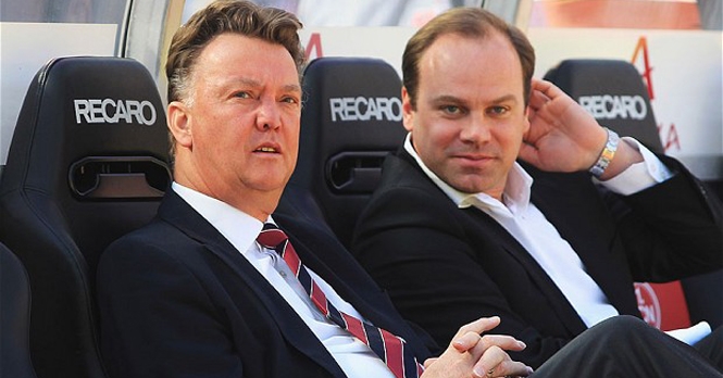 Van Gaal được gợi ý cách làm tăng sức mạnh cho hàng tiền vệ