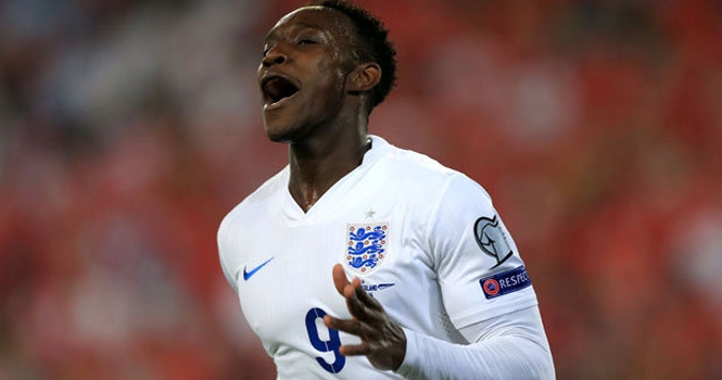 Danny Welbeck bóng gió chỉ trích Man United