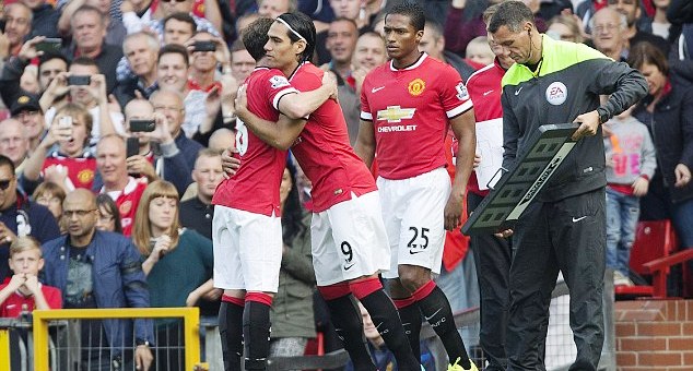 Falcao nói gì trong trận ra mắt MU?