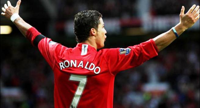 Ronaldo 'thừa sức' trở lại MU