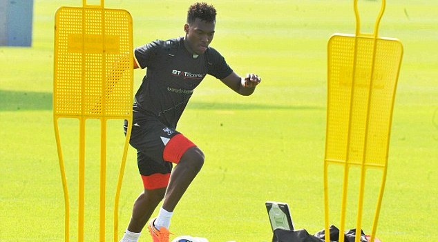 Liverpool đón tin vui, Sturridge đã trở lại tập luyện