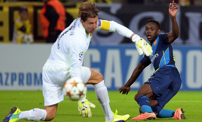 VIDEO: Những pha bỏ lỡ đáng tiếc của Welbeck vs Dortmund