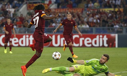 Sao Roma nổ tung trời sau cú đúp vào lưới CSKA Moskva
