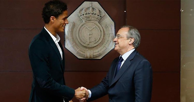 Real Madrid ‘giữ chân’ thành công Raphael Varane