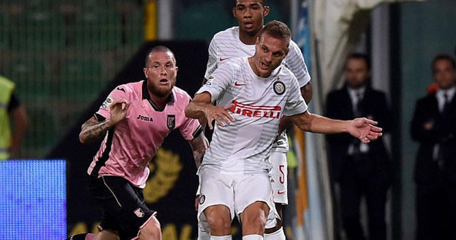 Nemanja Vidic bất ngờ tiết lộ lý do rời Man United