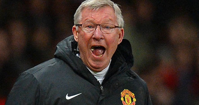 Arsene Wenger chê bai cách huấn luyện của Sir Alex như thế nào?