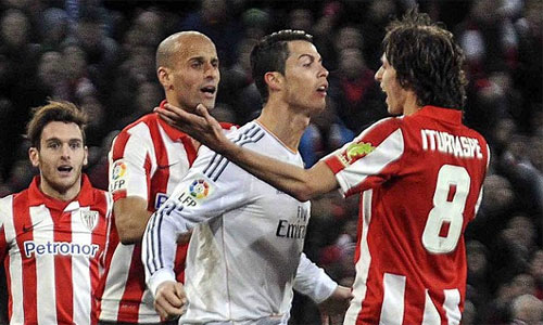 Ronaldo không phải người Trái đất