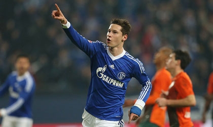 Julian Draxler là mục tiêu mới nhất của Van Gaal