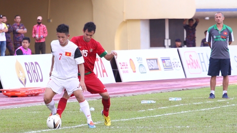 Thầy Giôm gia cố hàng thủ cho U21 HA.GL tại Giải U21 Quốc tế 2014