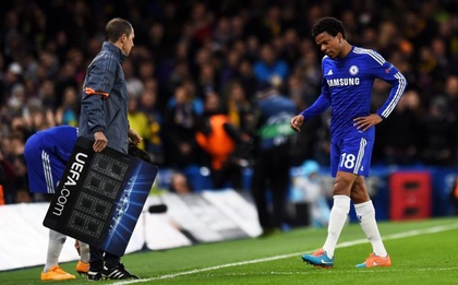Chelsea trả giá đắt sau chiến thắng hủy diệt