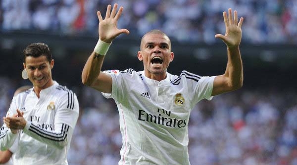 Sự thật về pha ăn mừng của Pepe