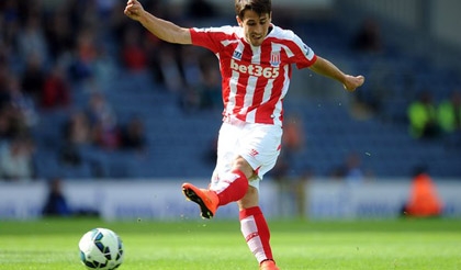 Bojan Krkic làm loạn phòng thay đồ Stoke City