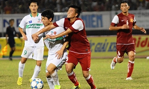 U21 Thái Lan: Kháng sinh liều cao cho U19 HAGL