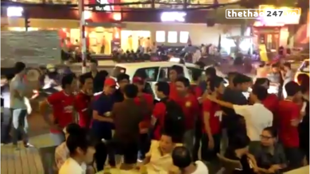 VIDEO: Fan MU ở TPHCM đứng xếp hàng để được gặp mặt Beckham