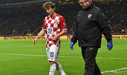 Sốc với chấn thương của Modric
