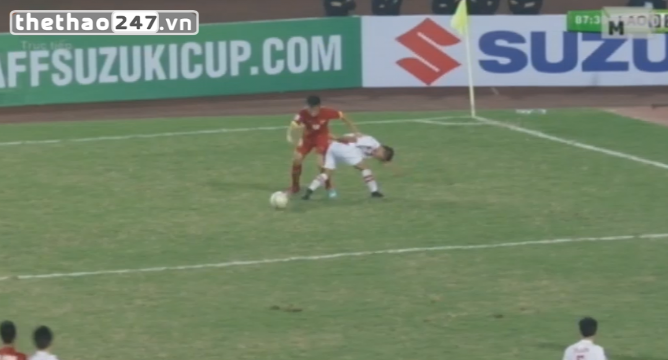 Video clip bàn thắng: Việt Nam 3-0 Lào - Chưa thật thuyết phục