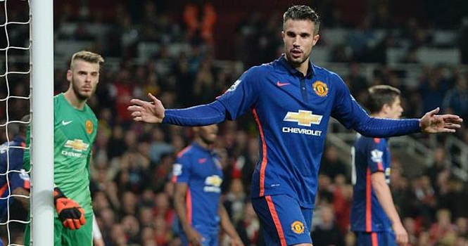 Roberto Mancini muốn giải thoát cho Van Persie