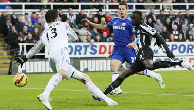 VIDEO: Phút 57' - Cisse bất ngờ mở tỷ số cho Newcastle