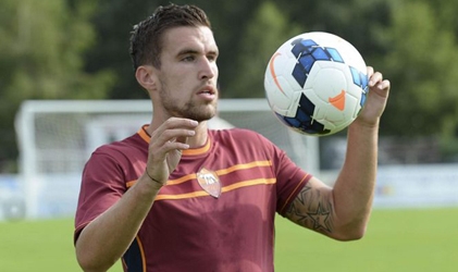 Chelsea bất ngờ làm khó Man Utd vụ Kevin Strootman