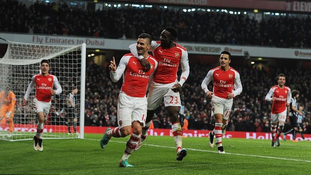 Video clip bàn thắng: Arsenal 4-1 Newcastle - Giroud, Cazorla cùng tỏa sáng