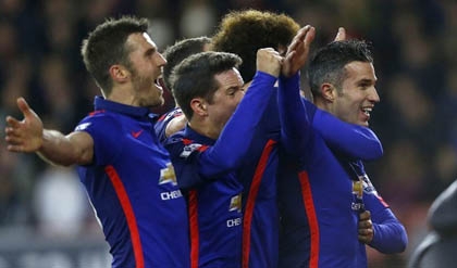 HLV Aston Villa e ngại sức mạnh của Man Utd
