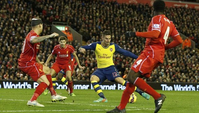 VIDEO: Phút 65' - Giroud nâng tỷ số lên 2-1 cho Arsenal