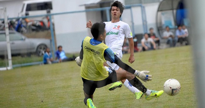 Chonburi 0-3 HAGL: Show diễn của Công Phượng