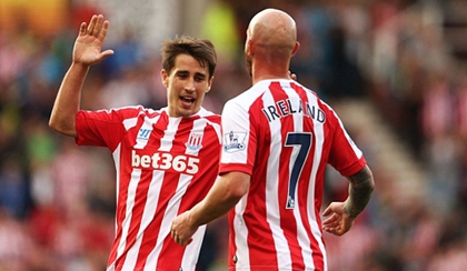 Stoke mất “trọng pháo” ở trận gặp Man Utd