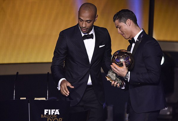 Có Quả bóng vàng, Ronaldo lại nhớ về Man United