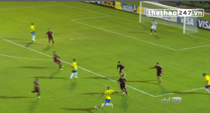 VIDEO: Siêu phẩm sút xa tuyệt đẹp của sao trẻ Brazil