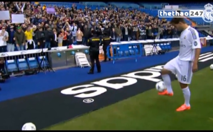 VIDEO: Lucas Silva trình diễn kĩ thuật cá nhân trong buổi ra mắt Real Madrid
