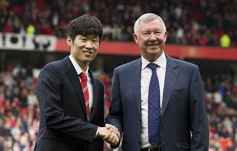 Sir Alex vẫn nhận lương khủng từ Man Utd