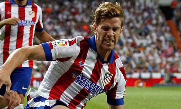 Chửi rủa cảnh sát, sao Atletico trả giá đắt