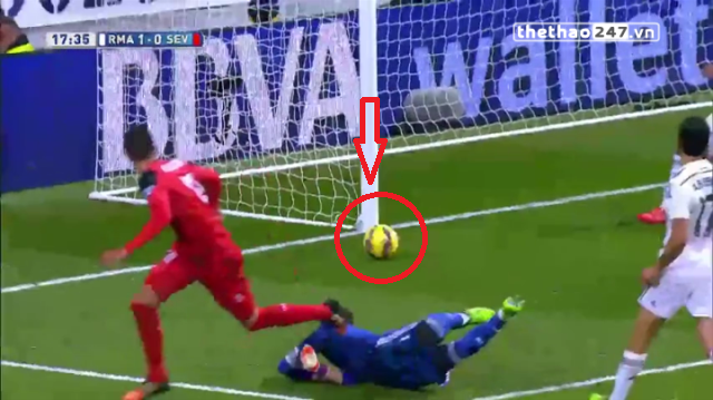 VIDEO: Những pha bỏ lỡ không tưởng trong trận đấu Real Madrid - Sevilla