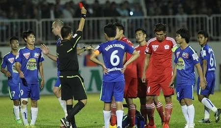 Nhiều đội bóng khủng hoảng lực lượng tại vòng 7 V-League 2015