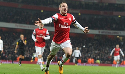 Liverpool chọn sao của Arsenal thế chỗ Gerrard