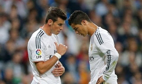Chủ tịch Perez gặp Ronaldo và đồng đội sau trận thua Atletico