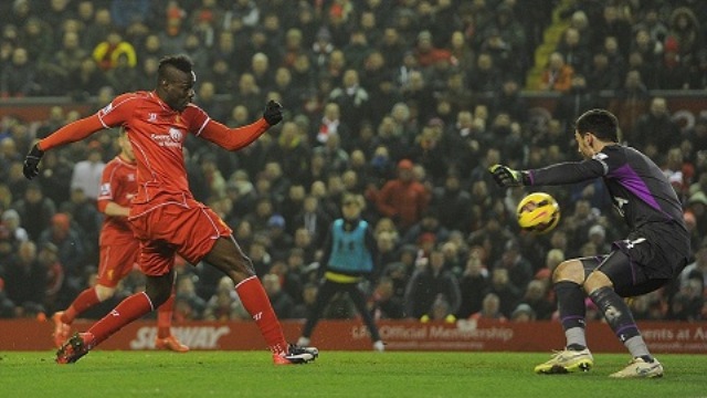 VIDEO: Bàn thắng quyết định trận đấu và màn trình diễn của Balotelli trước Tottenham
